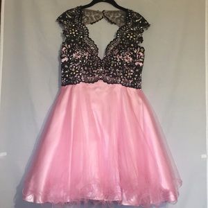 Formal gown Homecoming dress